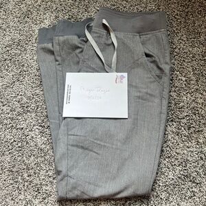 Graphite Medium Tall Zamora Scrub Pants